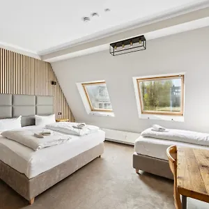 https://hotel-comenius.find-berlin-hotels.com
